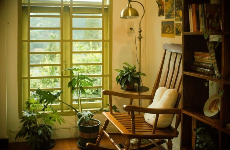 How to Create a Cozy Reading Corner at Home
